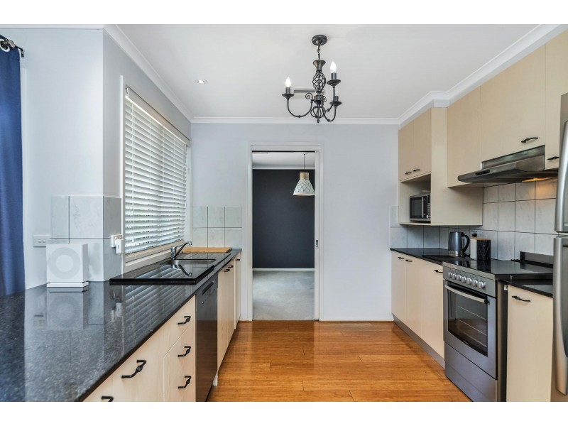 25 Kater Close, Macarthur ACT 2904