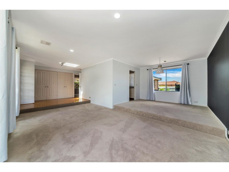 25 Kater Close, Macarthur ACT 2904