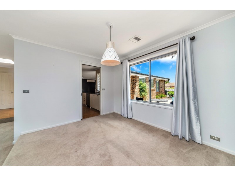 25 Kater Close, Macarthur ACT 2904