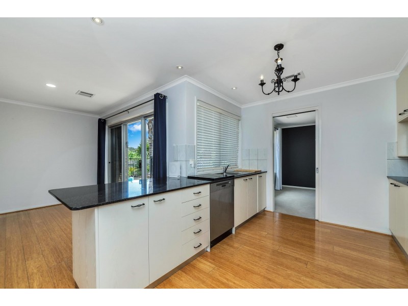 25 Kater Close, Macarthur ACT 2904