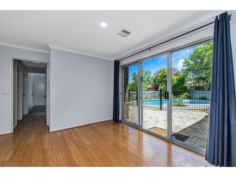 25 Kater Close, Macarthur ACT 2904