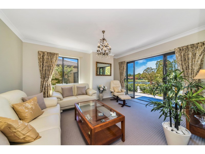 36 Don Dunstan Drive, Bonython ACT 2905