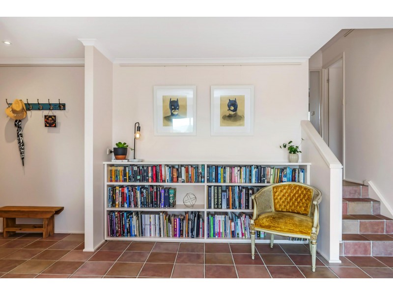 13/11 Derrington Crescent, Bonython ACT 2905