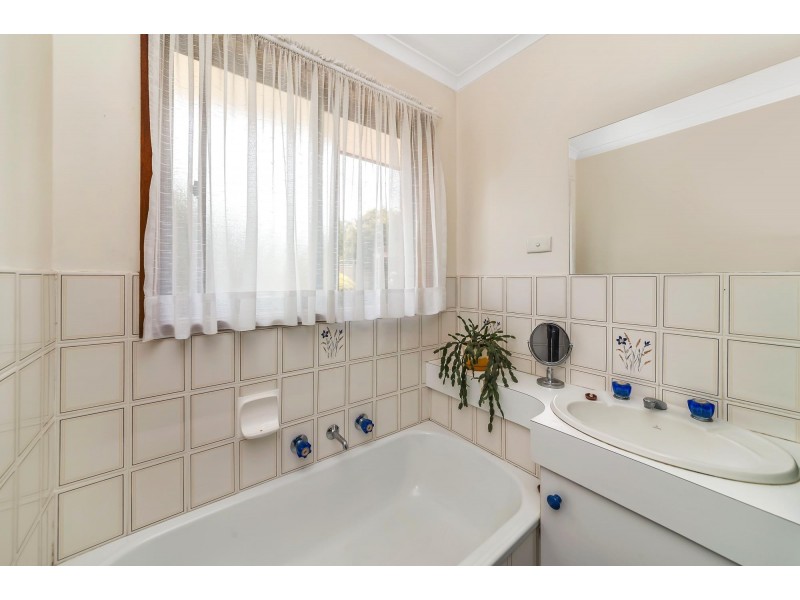 1 Hadow Place, Gilmore ACT 2905