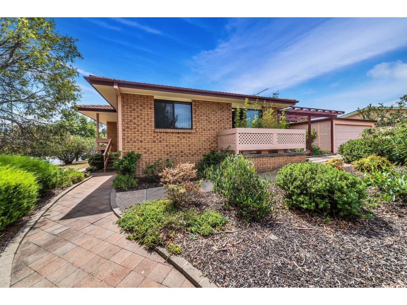 1 Hadow Place, Gilmore ACT 2905