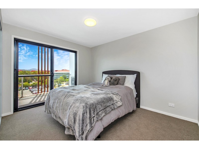 180/8 Limburg Way, Greenway ACT 2900