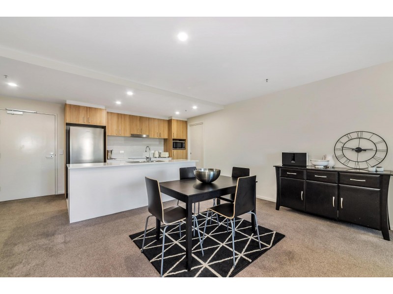 206/325 Anketell Street, Greenway ACT 2900