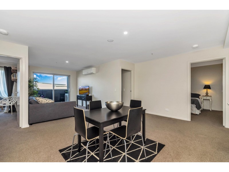 206/325 Anketell Street, Greenway ACT 2900