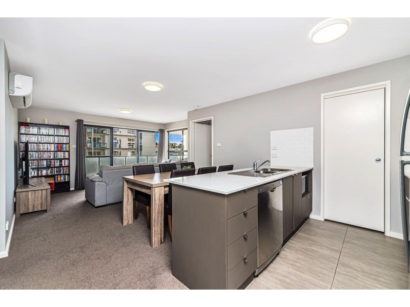 151/8 Limburg Way, Greenway ACT 2900