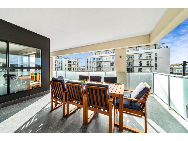 151/8 Limburg Way, Greenway ACT 2900
