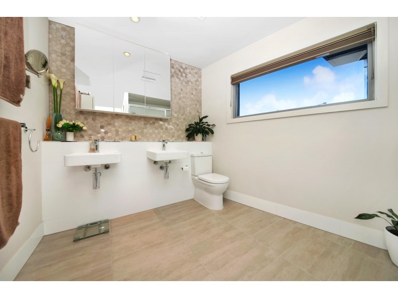 31/35 Oakden Street, Greenway ACT 2900