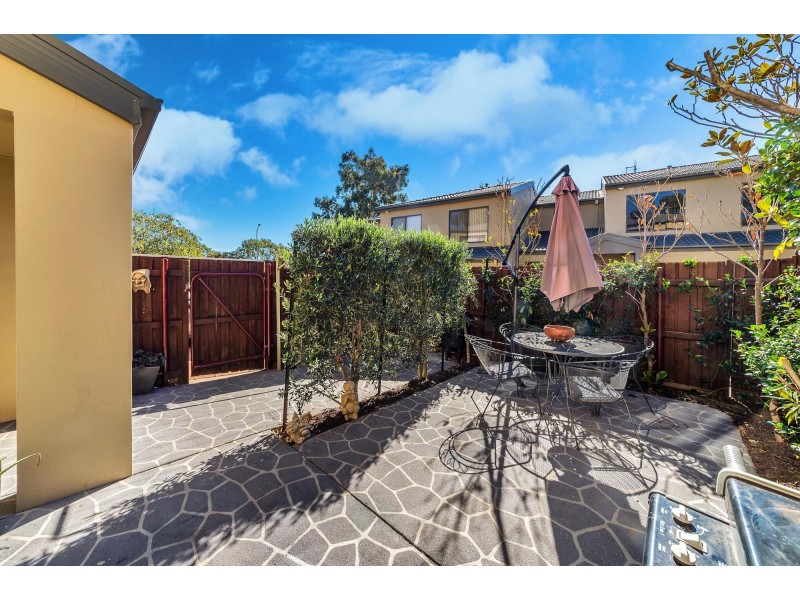 2/70 Hurtle Avenue, Bonython ACT 2905