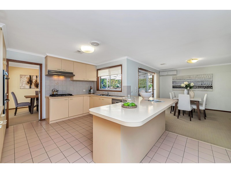 10 Ifould Place, Theodore ACT 2905