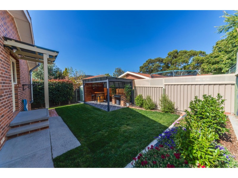 18B Wootton Crescent, Gordon ACT 2906