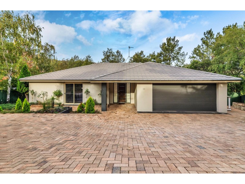52 Nicklin Crescent, Fadden ACT 2904