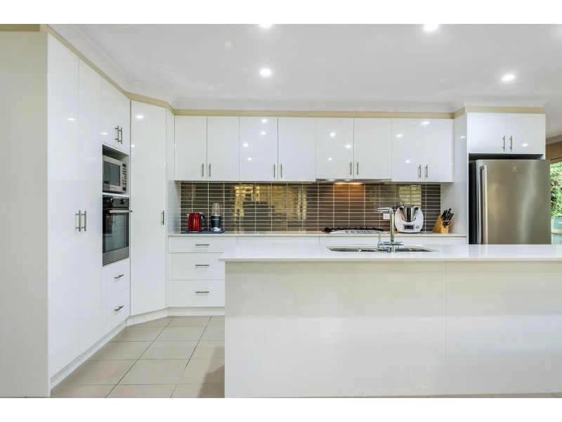 52 Nicklin Crescent, Fadden ACT 2904