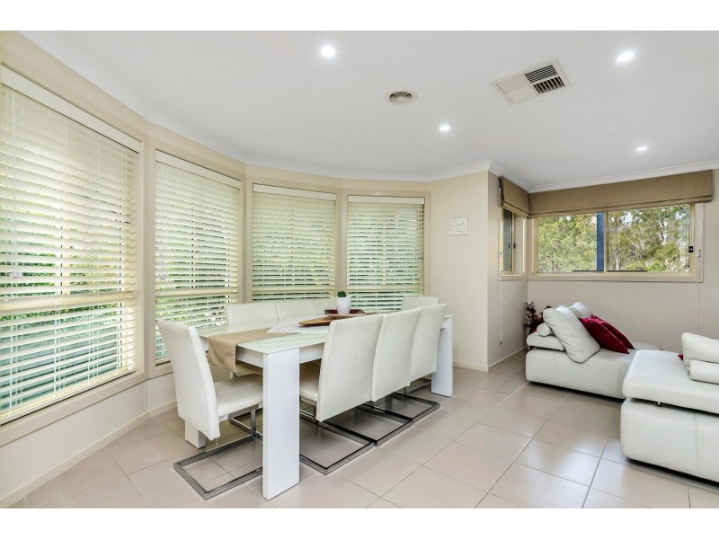 52 Nicklin Crescent, Fadden ACT 2904