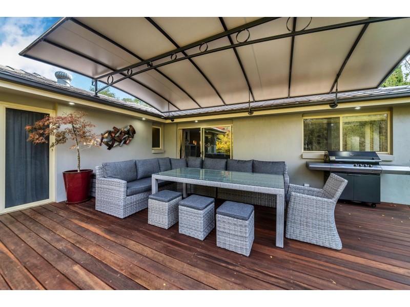 52 Nicklin Crescent, Fadden ACT 2904