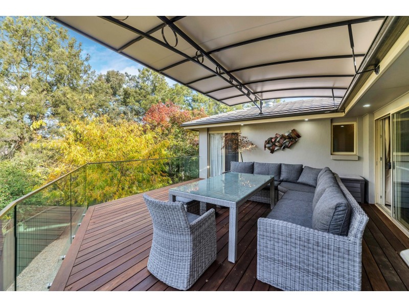 52 Nicklin Crescent, Fadden ACT 2904