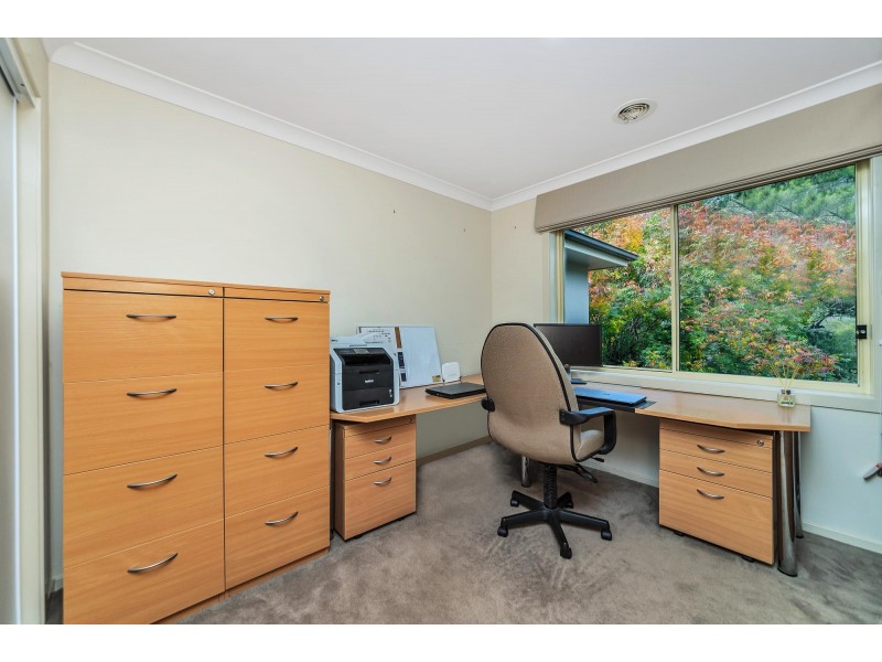 52 Nicklin Crescent, Fadden ACT 2904