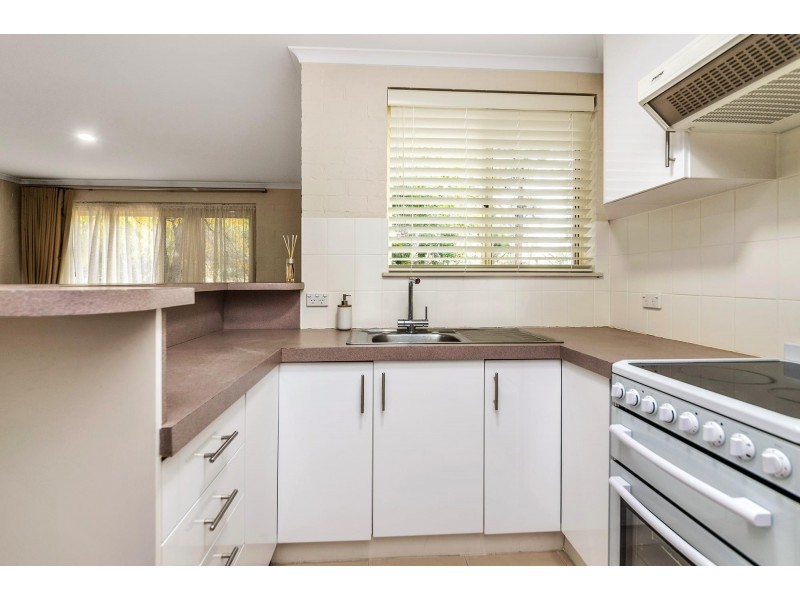 52 Nicklin Crescent, Fadden ACT 2904