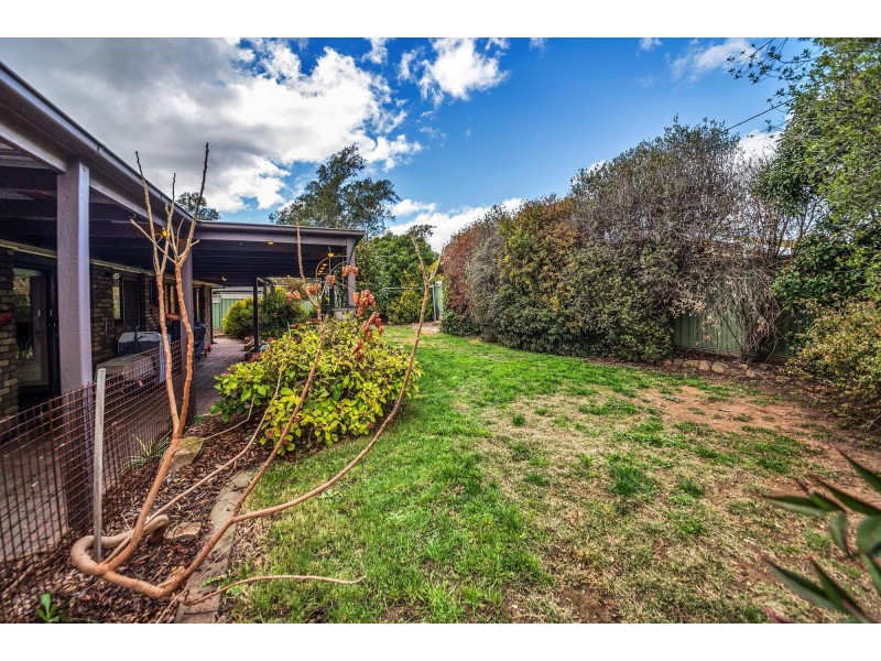 4 Meeson Street, Chisholm ACT 2905