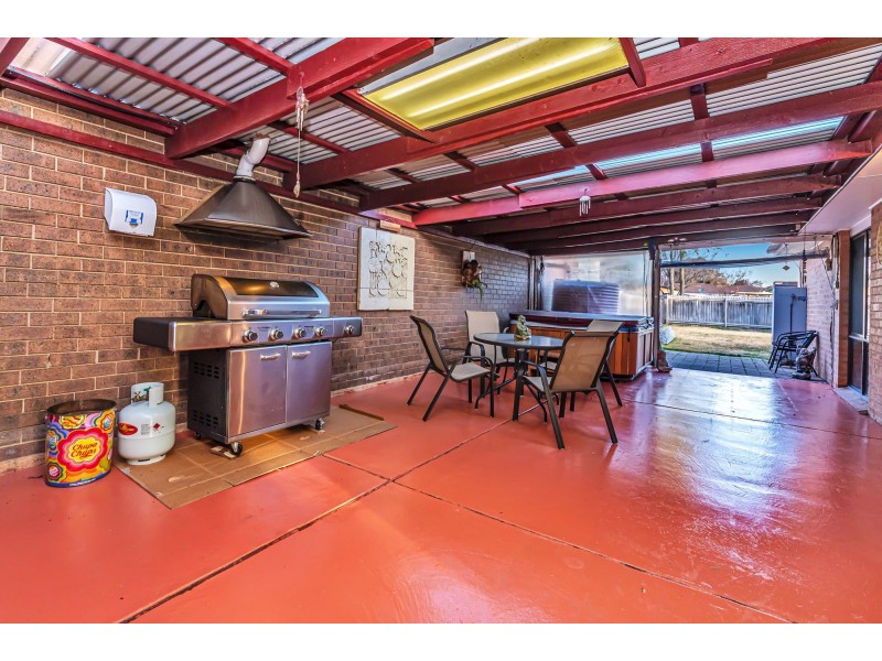 19 Pimpampa Close, Isabella Plains ACT 2905