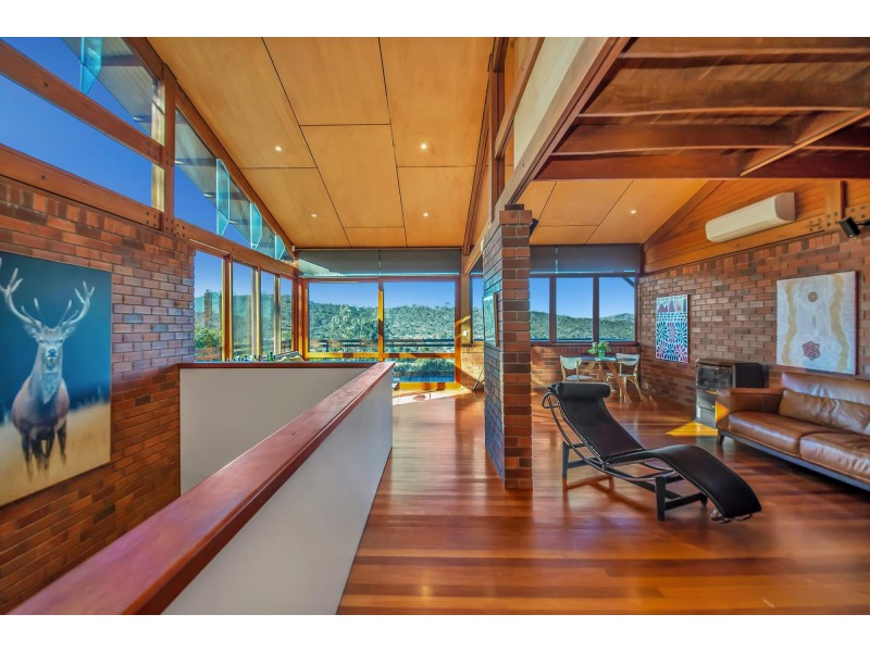 10 Decker Place, Fadden ACT 2904