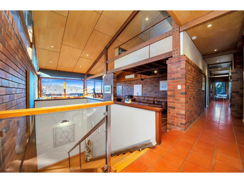 10 Decker Place, Fadden ACT 2904