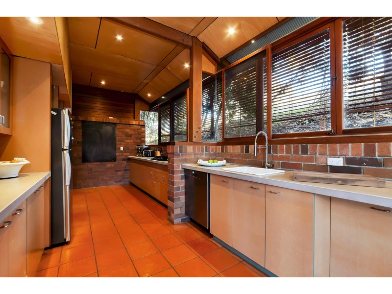 10 Decker Place, Fadden ACT 2904