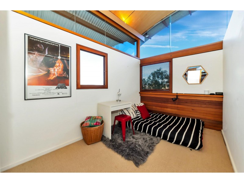 10 Decker Place, Fadden ACT 2904