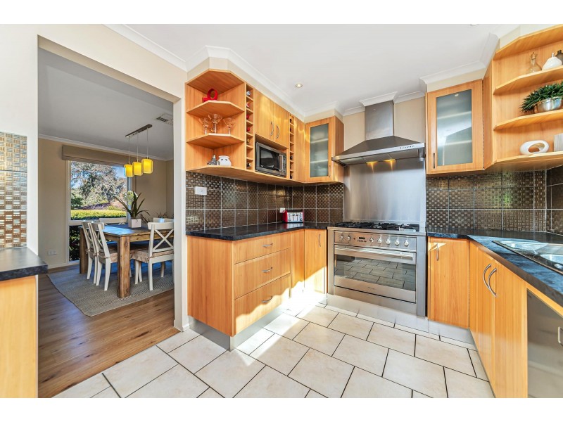 4 McLellan Place, Wanniassa ACT 2903