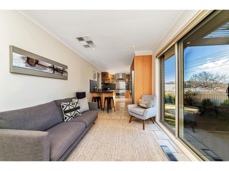 4 McLellan Place, Wanniassa ACT 2903