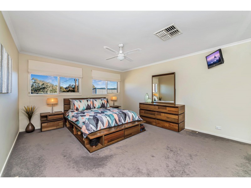 4 McLellan Place, Wanniassa ACT 2903