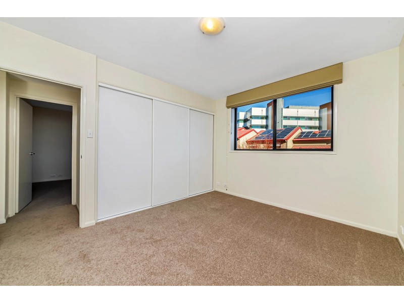 25/1 Drew Street, Greenway ACT 2900
