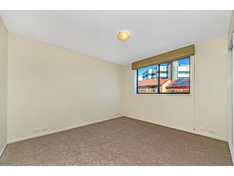 25/1 Drew Street, Greenway ACT 2900