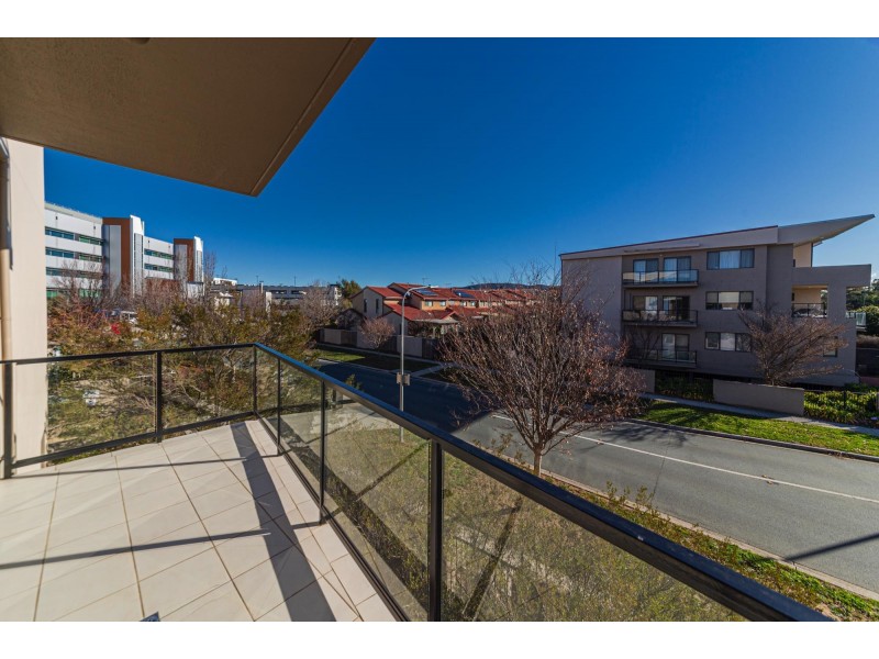 25/1 Drew Street, Greenway ACT 2900