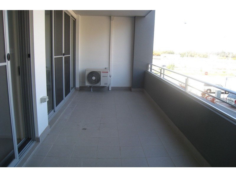 10/71 Giles Street, Kingston ACT 2604