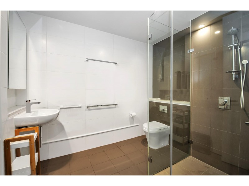 108/50 Eastlake Parade, Kingston ACT 2604