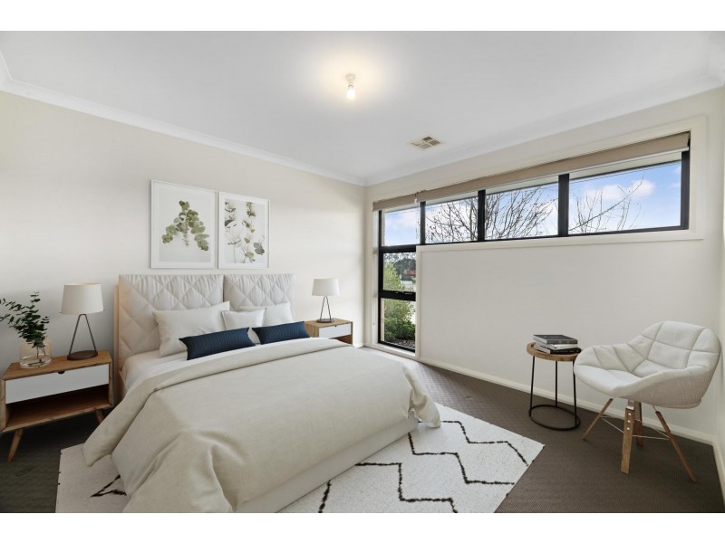 9 Meda Close, Crace ACT 2911