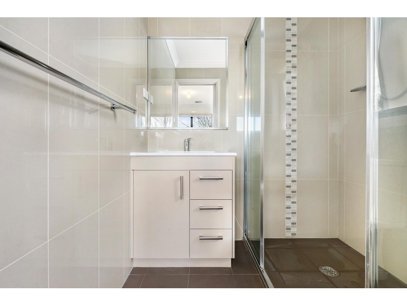 9 Meda Close, Crace ACT 2911