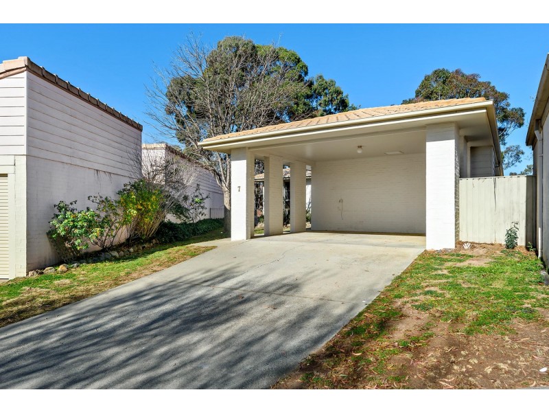 7/53 Derrington Crescent, Bonython ACT 2905