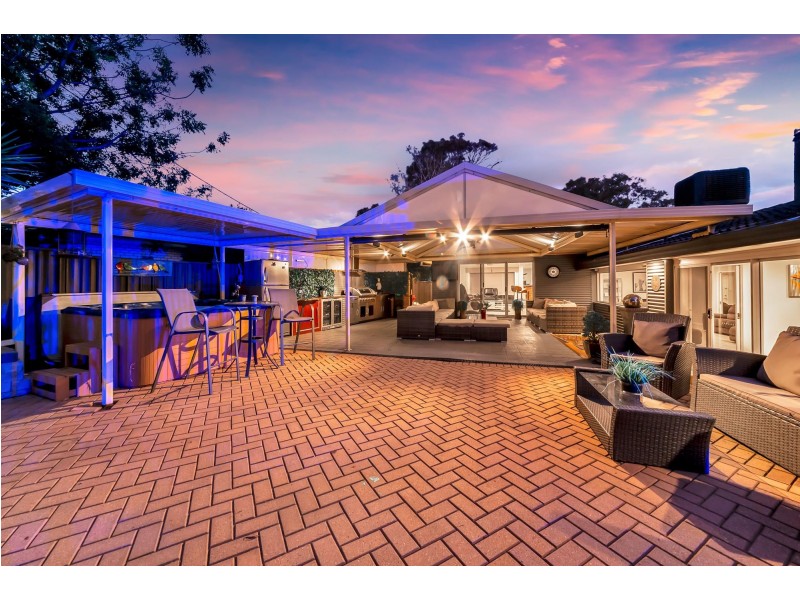 2 Crozier Circuit, Kambah ACT 2902