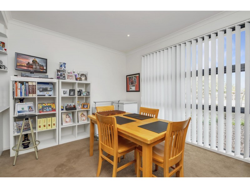 19/10 Helpmann Street, Bonython ACT 2905