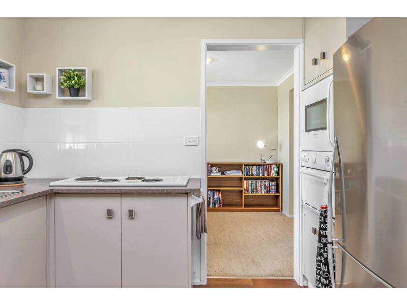 9 Dilboong Place, Chisholm ACT 2905