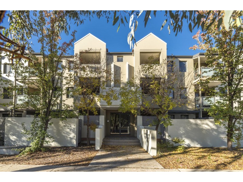 9/102 Athllon Drive, Greenway ACT 2900