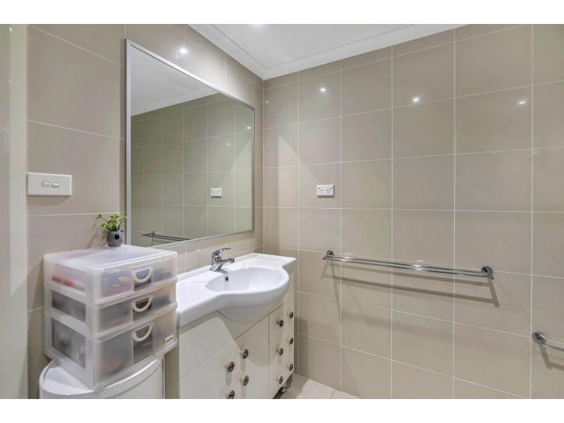 9/102 Athllon Drive, Greenway ACT 2900