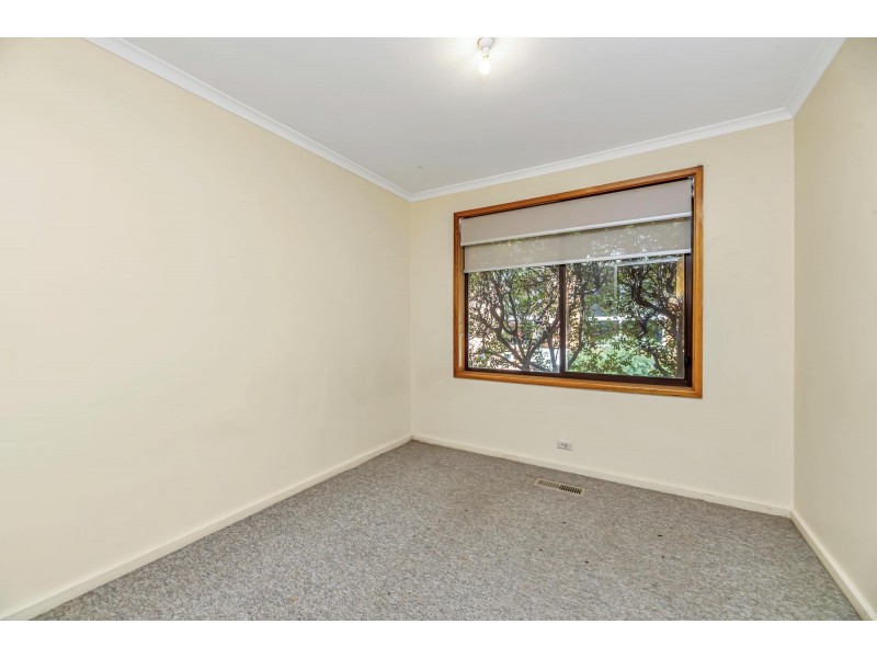 8 Givens Street, Pearce ACT 2607