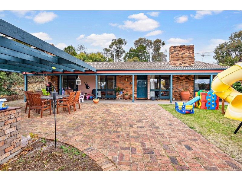 16 Adamson Crescent, Wanniassa ACT 2903