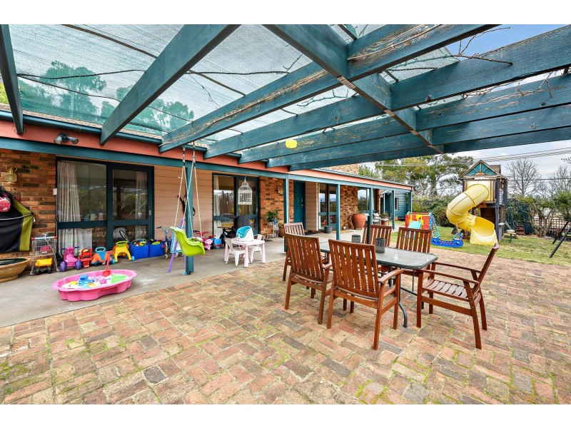 16 Adamson Crescent, Wanniassa ACT 2903